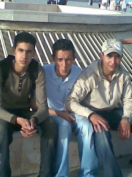 tjrs moa  and mes amies